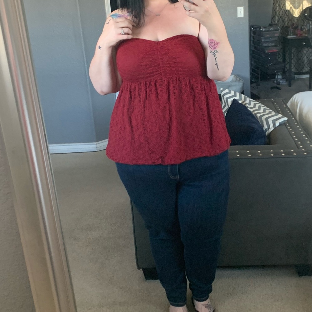 Torrid size 3 red lace removable straps top